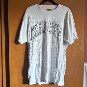 White Short-Sleeve Graphic Crewneck T-Shirt